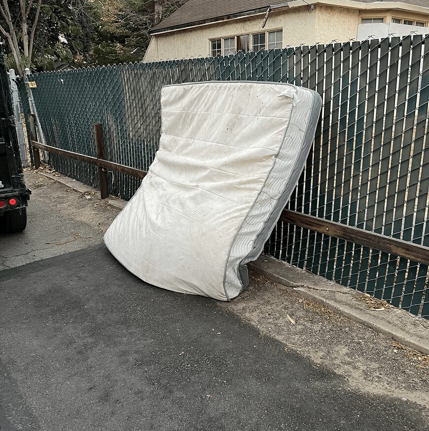 Davis hauling and junk removal