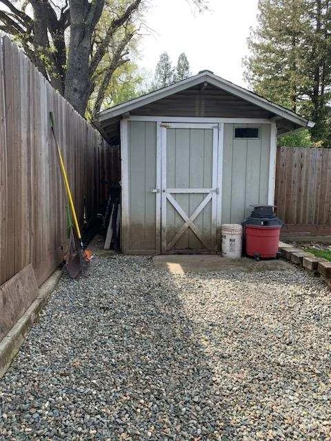 Shed 6